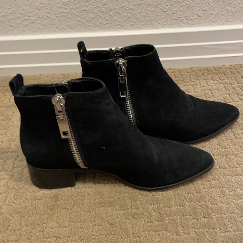 Dolce Vida Booties